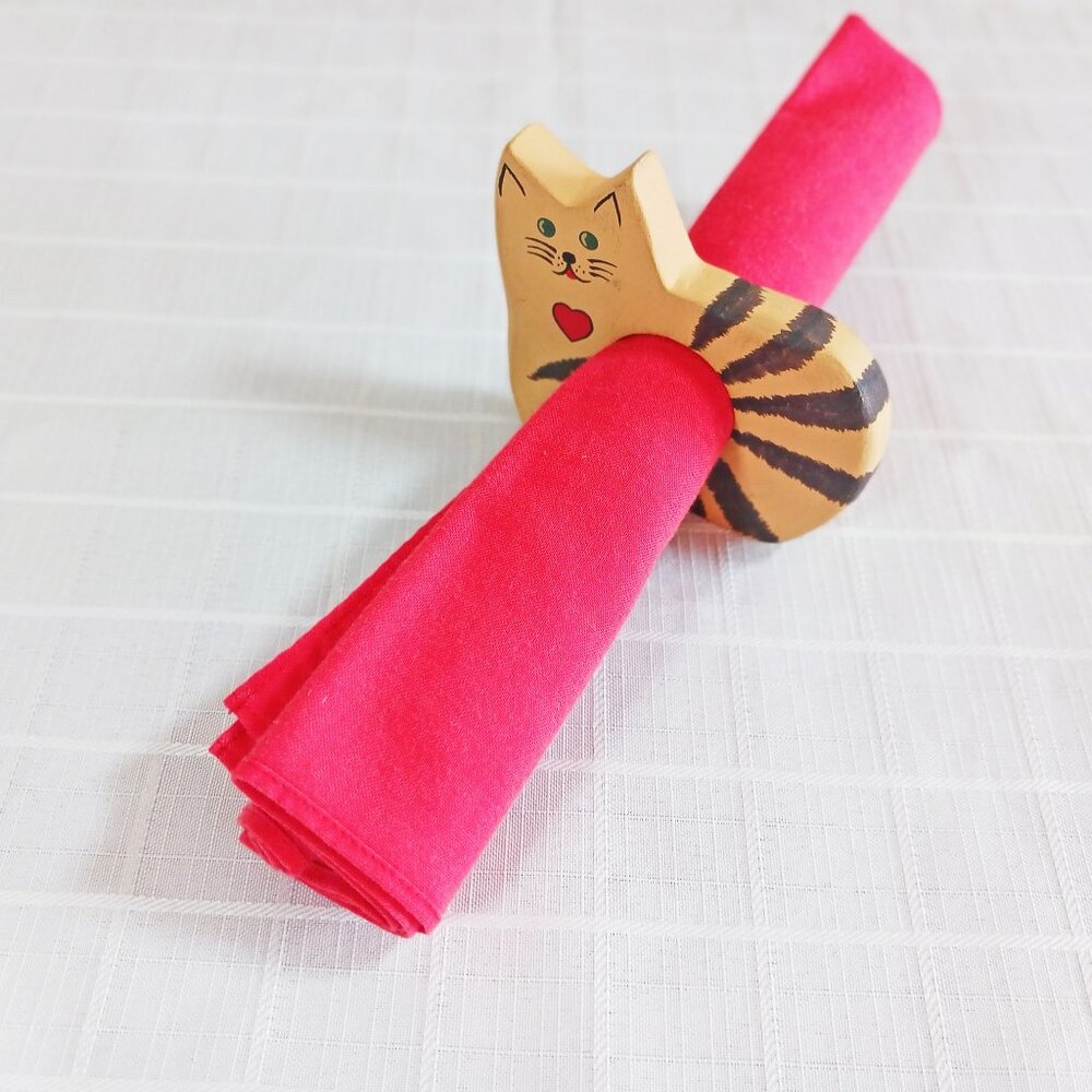 Knobler Wooden Cat Napkin Rings, Set of 4 - Picture 4 of 5